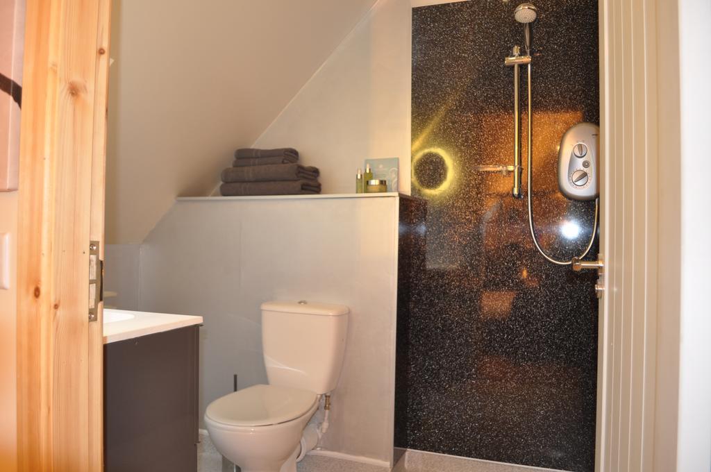 Finlaystone Barns Apartment พอร์ตกลาสโกว์ ภายนอก รูปภาพ